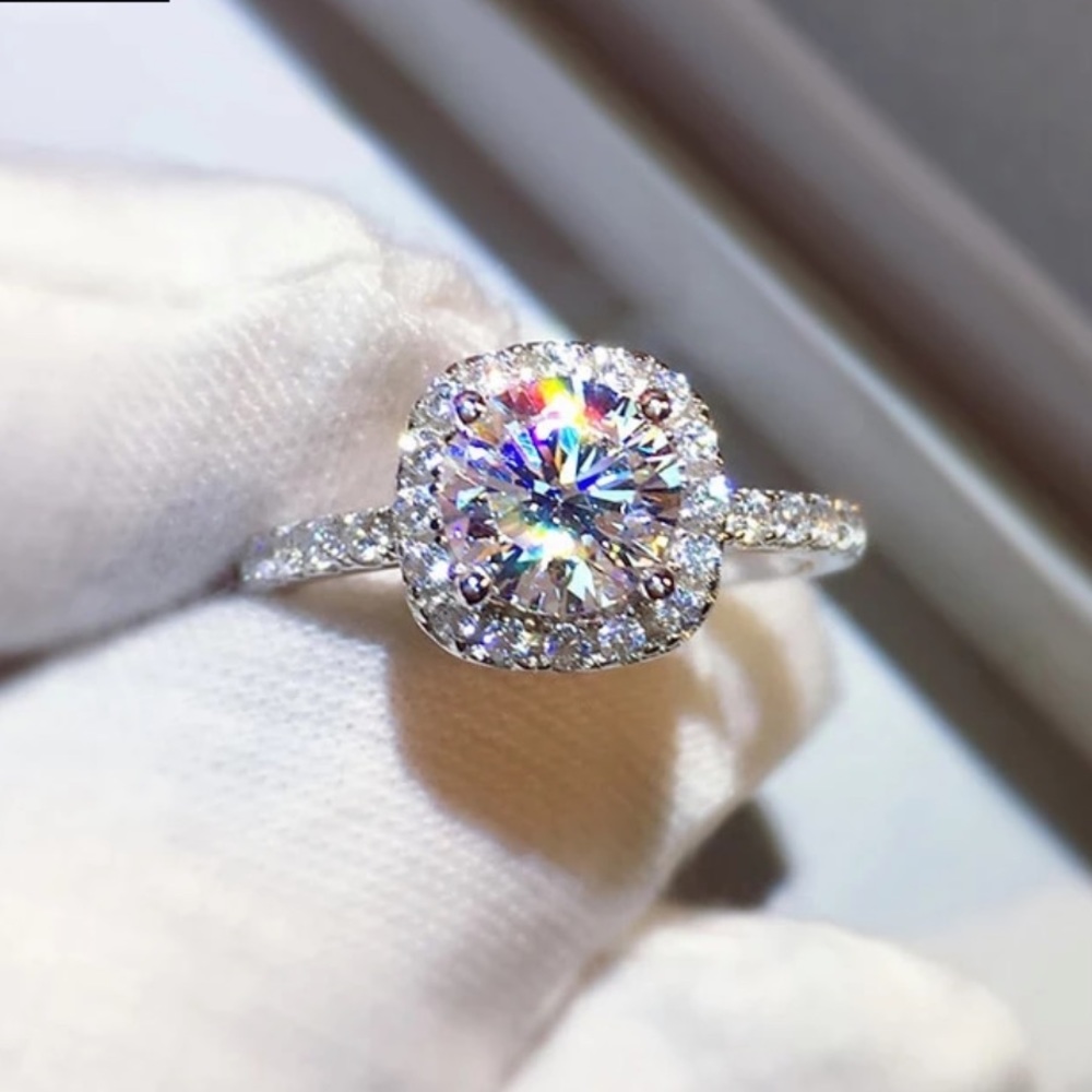 Silver Eternity Engagement Ring - Picture 2 of 4